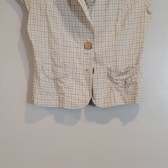 Blazer - Picture 4 of 5